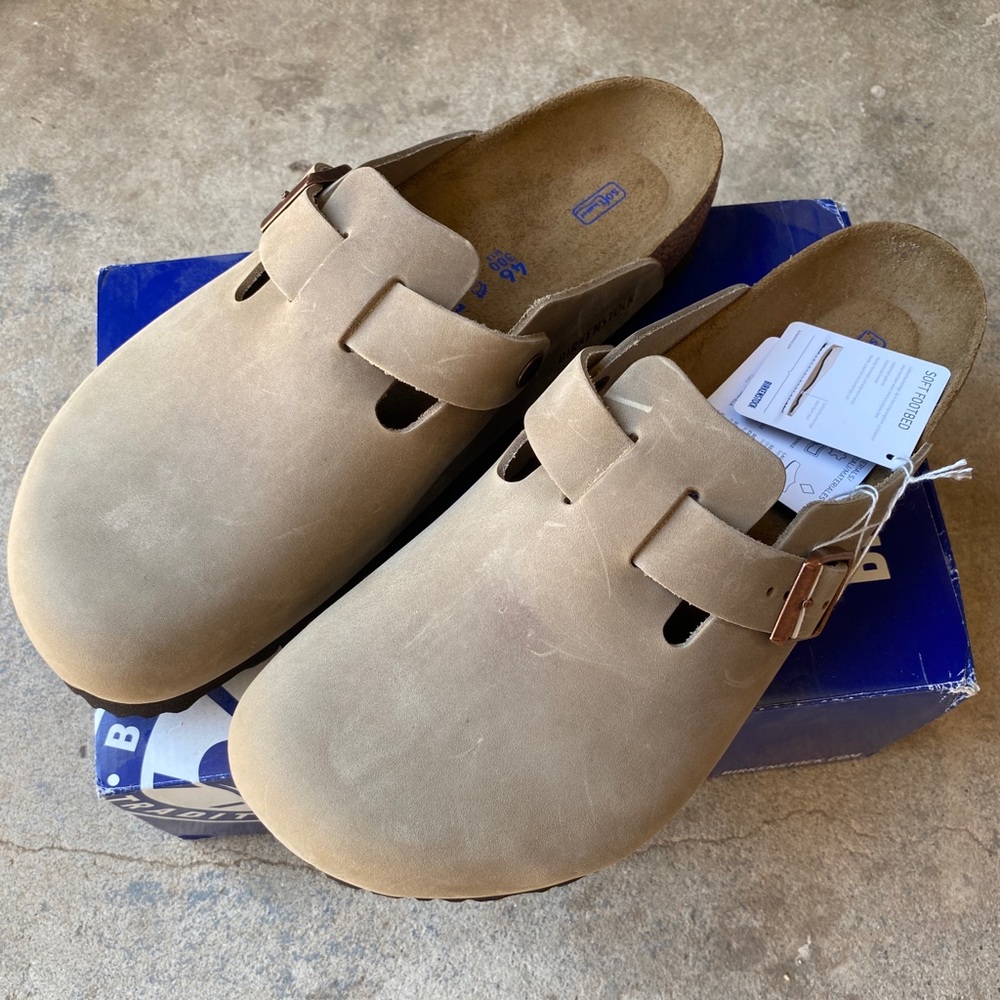 Men’s Birkenstock Boston’s in Taupe Suede